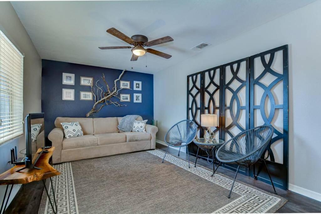 Driftwood Castle Urban Oasis With Firepit Near Convention Center And Amalie Arena, For 6 Apartment Tampa